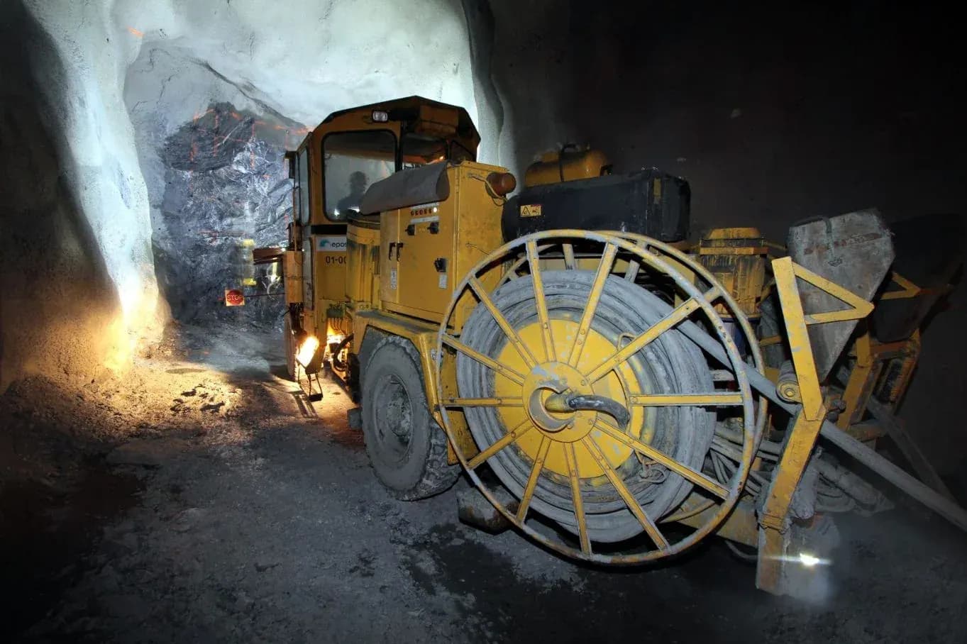 Type G-GC 2 kV Fahrbare Bergbau-Stromkabel: Typische Anwendungsumgebung 7