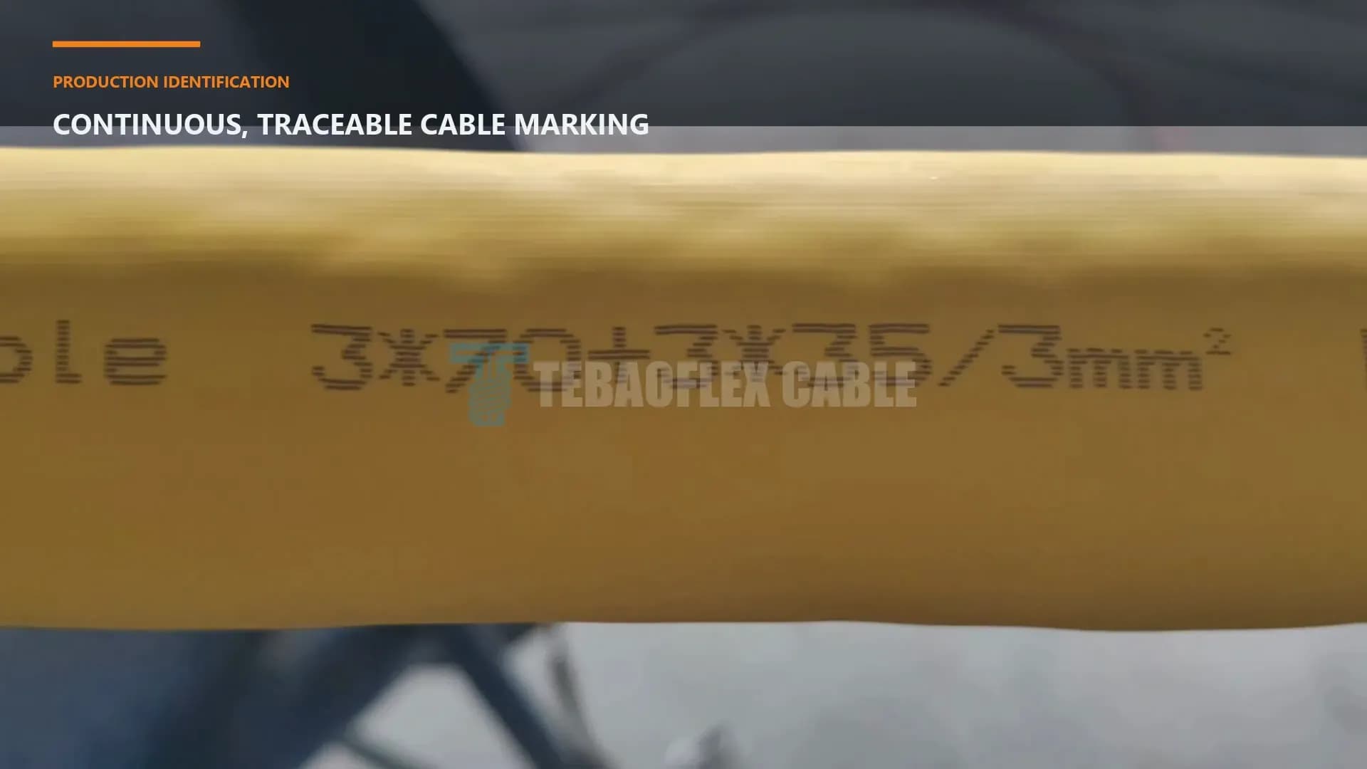 Continuous print on the yellow sheath of an (N)SHTÖU-J cable reading 3*70+3*35/3mm²